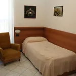 Fiorentino Готель 2*