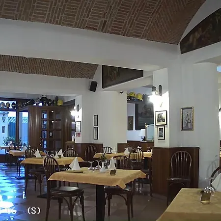Fiorentino فندق 2*